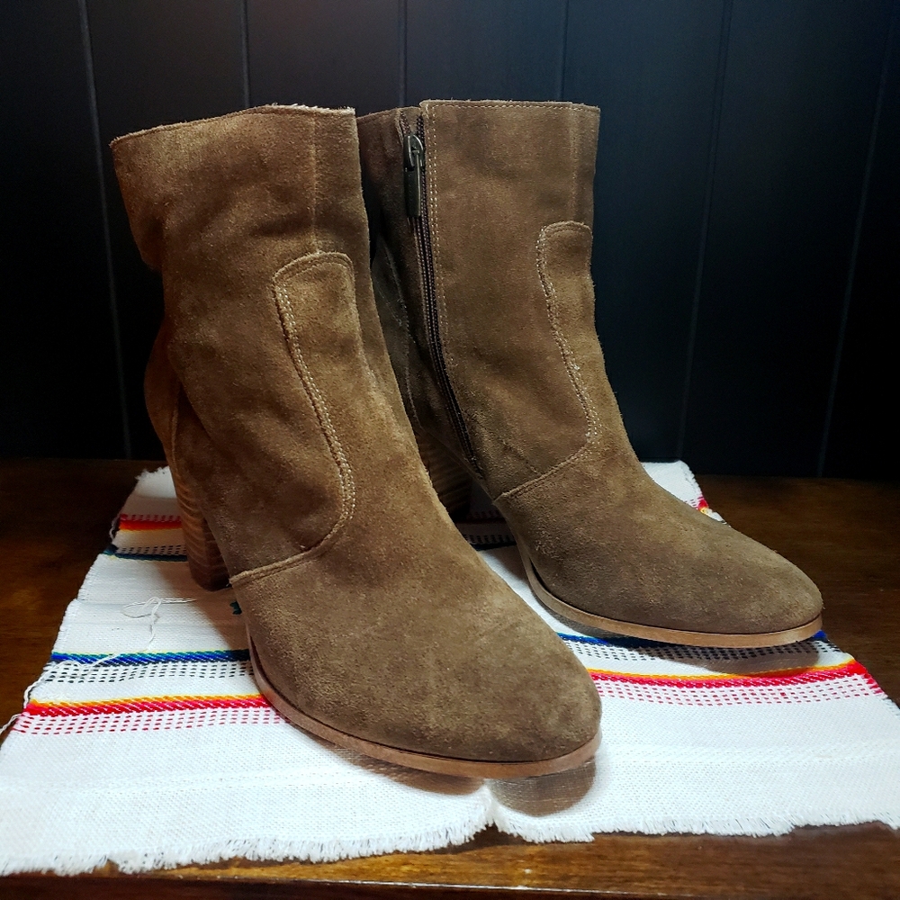 Ankle Boot - image 1